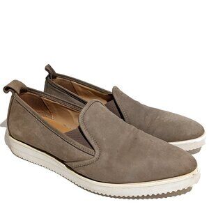 Everlane Italy Street loafer/sneaker in Gray Suede 9.5 Easy Slip on Ridged sole